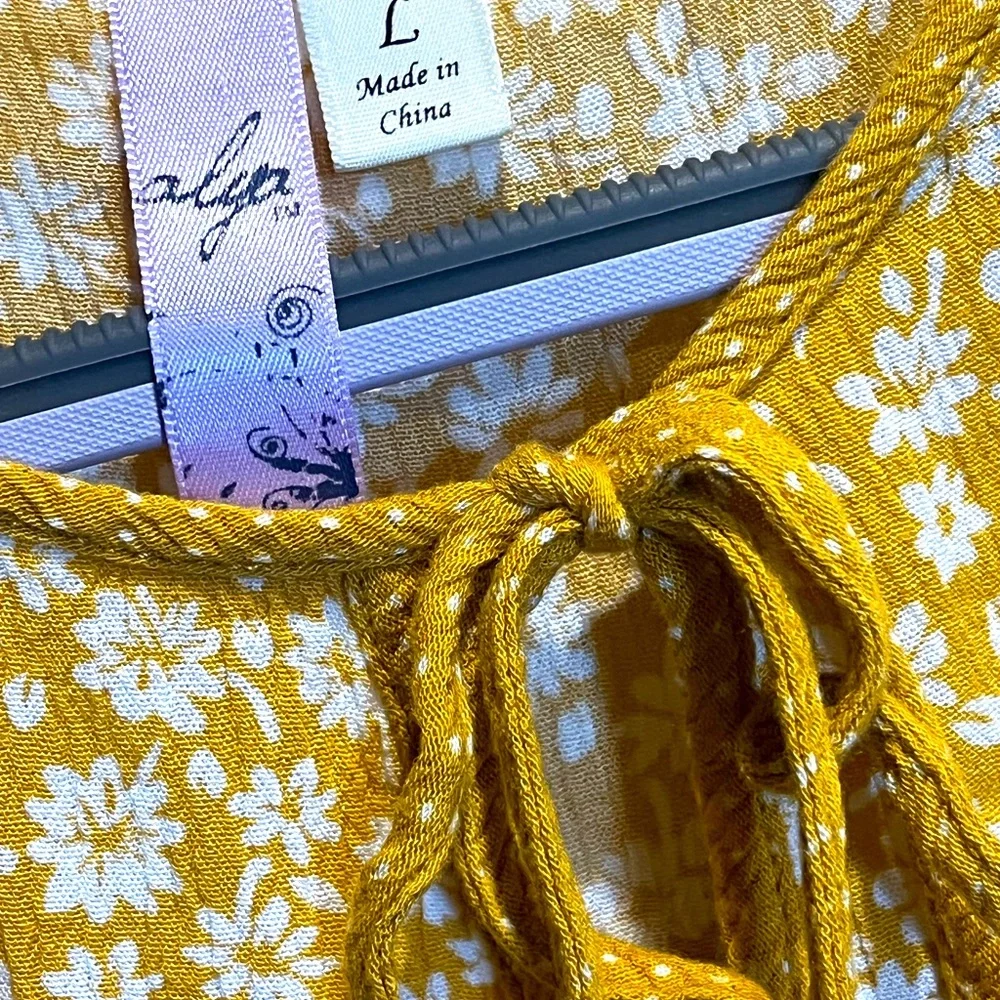 Boho ruffle yellow floral festival top ☀️ - Picture 4 of 4